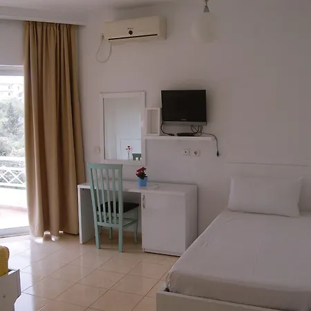 Hotel Hotel Saranda 3*
