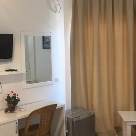 Hotel Hotel Saranda 3*